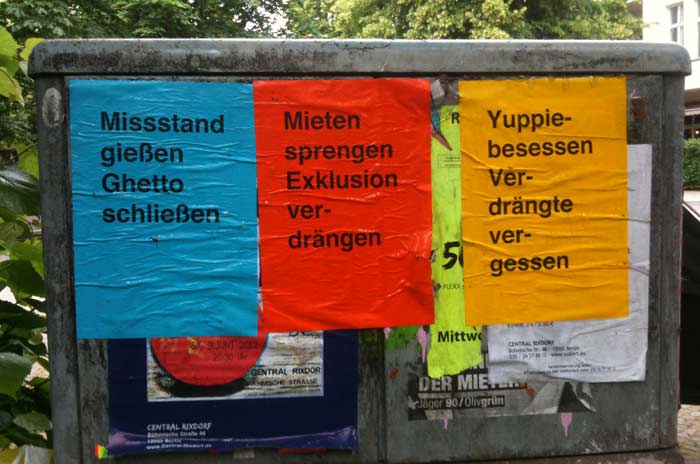 In Neukölln plakatiert